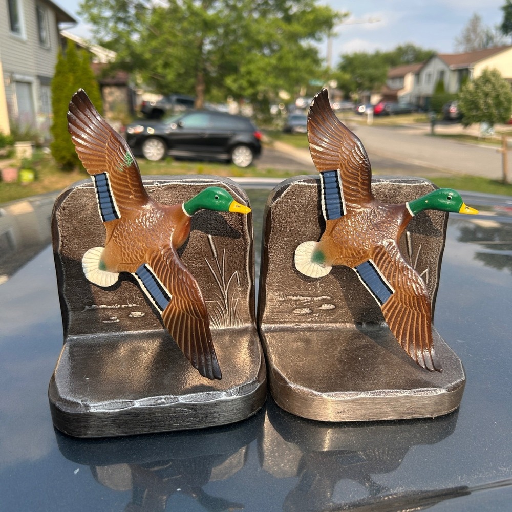 Vintage Mallard Duck Bookends Flying Waterfowl Cabin Lodge Decor Set of 2